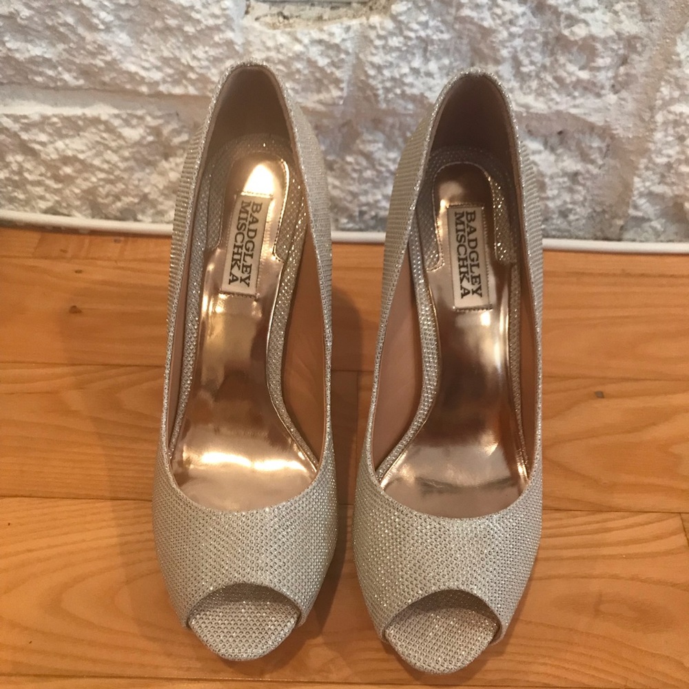 Badgley Mischka Drama Plummet Pumps - Picture 3 of 5